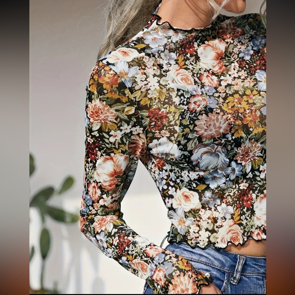 NWOT Boutique Floral Long Sleeve Mesh Crop Top XXL - Picture 4 of 10